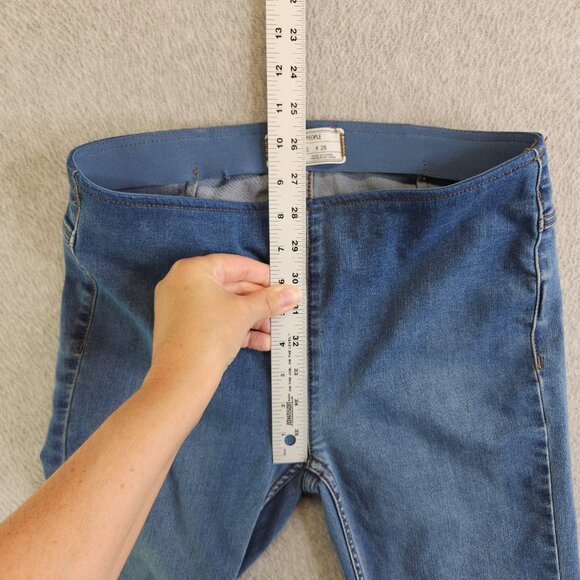 Free People Jeans Womens 26 Blue We The Free Penny Pull On Flare Low Rise FP - Picture 12 of 16